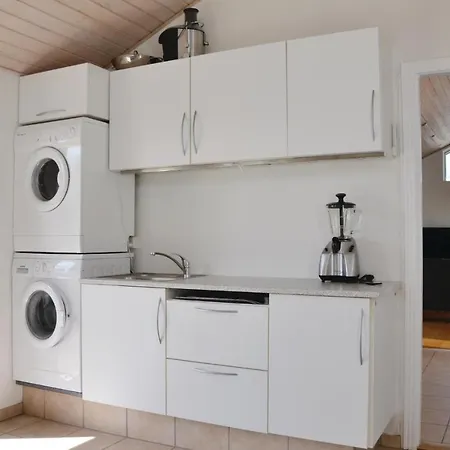 Two-bedroom Holiday In Ølsted